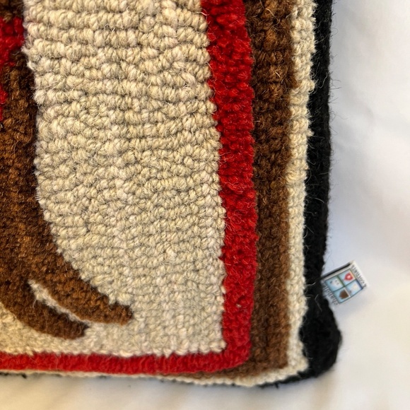 Chandler 4 Corners "Chocolate Lab" Hooked Wool Throw Pillow-Laura Megroz-18 x 18 - Picture 11 of 11